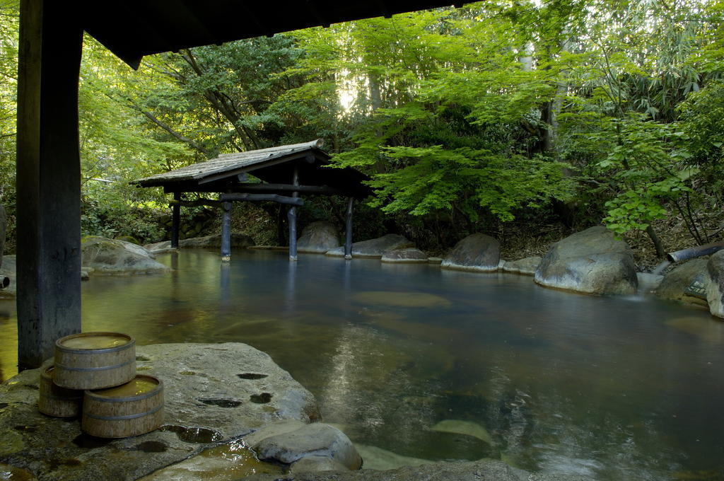 ホテル 旅館 山河 南小国町 エクステリア 写真